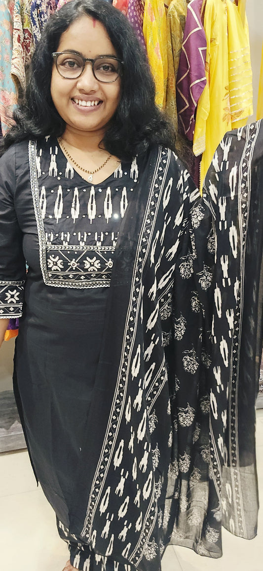 Ikkat Black Full Suit