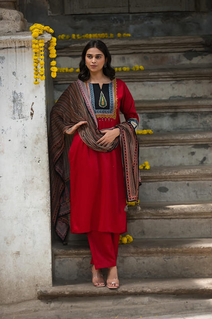 Red/Black Gajji Silk Full Suit