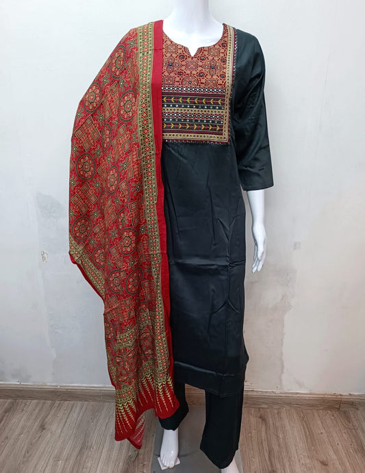 Green/Gray Gajji Silk Full Suit