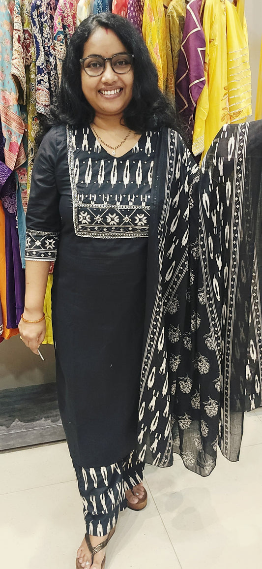 Ikkat Black Full Suit